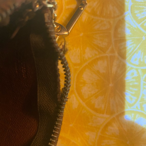 ***SOLD***Louis Vuitton Monogram Zip Pouch Key Cles Authentic - Picture 6 of 6